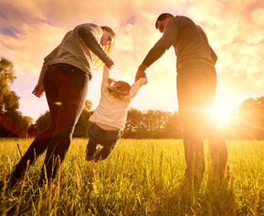La maggiore "liquidità" della famiglia fa sì che l'affitto sia più adattabile alle transitorie condizioni relazionali di molti di noi